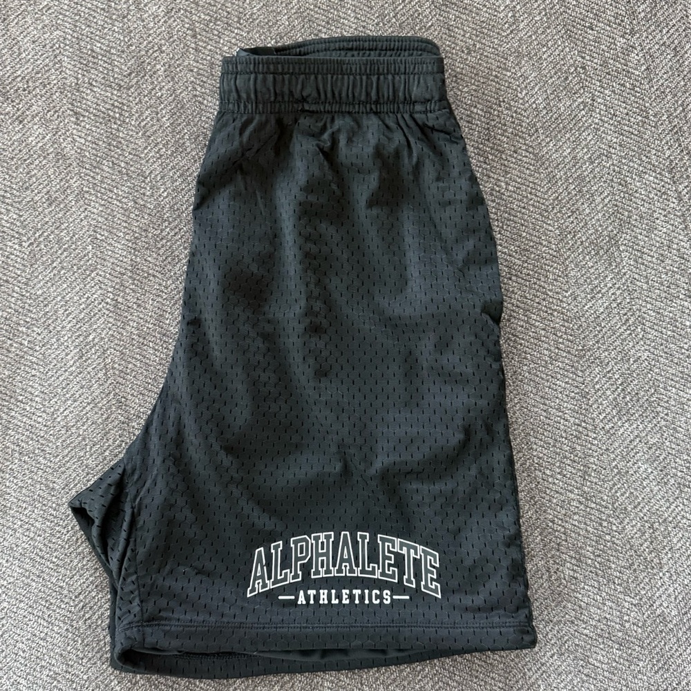 Alphalete Black Basketball Style Shorts - Unisex - Picture 4 of 4